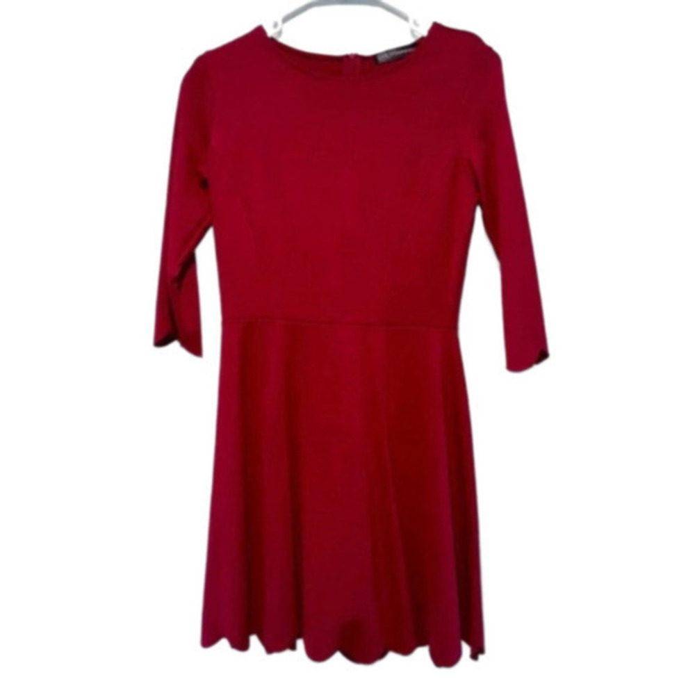 Berry Scalloped Hemline A-Line Midi Dress